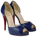 Zapatos de tacón Madame Claude D'orsay de charol azul - Christian Louboutin