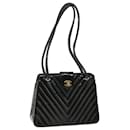 CHANEL V Stitch Turn Lock Shoulder Bag Patent leather Black CC Auth 54998 - Chanel