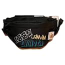 LANVIN graffiti-print belt bag -  LANVIN Sac ceinture à bandoulière - Lanvin