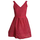 Mini-robe à œillets sans manches Maje en coton rose