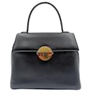 Bolsa vintage Givenchy em couro caviar preto