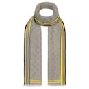 bufanda fluo con monograma LV - Louis Vuitton