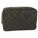 Louis Vuitton Monogram Trousse Toilette 23 Bolsa de Embreagem M47524 Autenticação de LV 52919