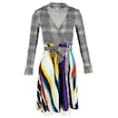 Vestido envolvente com estampa múltipla Diane Von Furstenberg em seda multicolorida