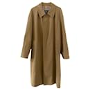 raincoat, Burberrys’ long trench coat 48 (S/M) brown cotton/ Beige
