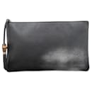 Leather Bamboo Clutch in Great Condition - Gucci