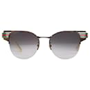 Gold Stripe detail sunglasses - Gucci