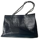 Chanel Jumbo Einkaufstasche XL aus schwarzem Leder