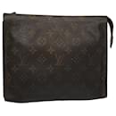 Toilette Poche Monogram Louis Vuitton 26 Pochette M47542 Auth LV 57644