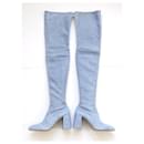 Prada-Fall 2015 Overknee-Stiefel aus puderblauem Wildleder