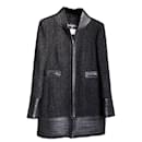 Manteau en tweed avec détails en cuir / Veste - Chanel