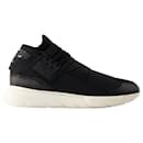 Qasa Sneakers - Y-3 - Leather - Black - Y3