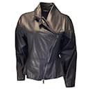 Giorgio Armani chaqueta de cuero negra con cremallera y detalle de lazo