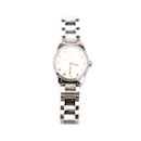 Quartz Timeless Wrist Watch - Gucci