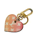 Porte-clés Rose Louis Vuitton Love Lock Porte Cles