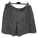 CHANEL Lined Black Grey Wool Blend Skirt - Chanel