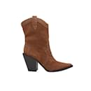 Bottes de cowboy mi-mollet en daim marron Alice + Olivia Taille 39.5