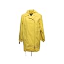 Manteau coupe-vent à capuche jaune Louis Vuitton Taille M