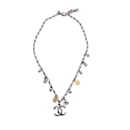 Colar de corrente de metal prateado com pingente de logotipo CC Charms - Chanel