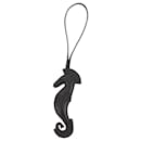 Charme de sac Hermes Black Milo Seahorse So Black - Hermès