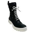 Henry Beguelin Black Perforated Leather Lace Up Boots - Autre Marque
