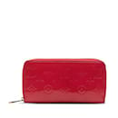 Portafoglio rosso Louis Vuitton Monogram Vernis Zippy