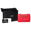 Carteira CHANEL em bolsa com corrente em couro vermelho - 101577 - Chanel