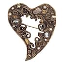 VINTAGE CHRISTIAN LACROIX HEART CHRISTMAS BROOCH 1994 GOLDEN METAL AGED EFFECT BROOCH - Christian Lacroix