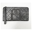 Chanel Metallic Quilted calf leather Chain CC Wristlet Clutch