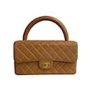 Chanel CC Matelasse Top Handle Bag Sac à main en cuir en bon état