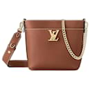 LV Lock and walk leather bag - Louis Vuitton