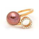Ring with Diamonds and Pearls. - Autre Marque