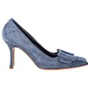 Zapatos de tacón con detalle de hebilla Manolo Blahnik Maysale en ante azul marino