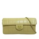 Borsa con patta verde Chanel Choco Bar East West