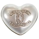 CC Heart Brooch  AB7006 - Chanel