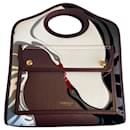 Mini borsa con tasca Burberry in pelle con stampa grafica Cigno marrone