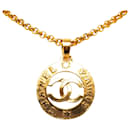 Chanel Gold CC Halskette mit rundem Anhänger