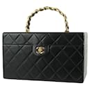 Chanel Vintage Matelasse Vanity Case Leather Handbag in Excellent condition