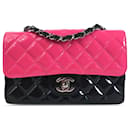 Bolso con solapa mini rectangular de charol bicolor rosa Chanel