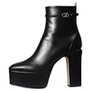 Black platform ankle boots - size EU 38 (Uk 5) - Valentino