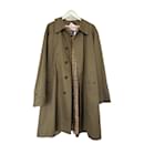 Trench coat vintage modelo “Camden” da Burberry