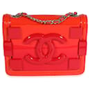 Bolsa Chanel Red Acolchoada Couro Envernizado e Plexi Boy Brick Flap Bag