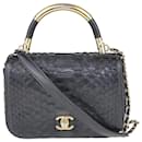 Chanel Bolso pequeño Carry Chic negro