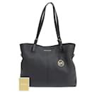 Michael Kors Leather Tote Bag Leather Tote Bag in Good condition