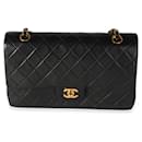 Chanel Vintage Black Quilted Lambskin Classic Solapa con forro mediano