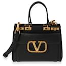 Valentino Alcove Small Rockstud Bag aus schwarzem genarbtem Kalbsleder