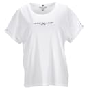 Camiseta feminina com logotipo Essentials e ajuste relaxado - Tommy Hilfiger
