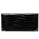 Embossed Leather Bifold Long Wallet - Gucci