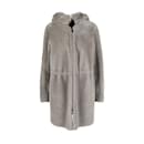 Manteau en peau lainée Emporio Armani avec sweat à capuche amovible