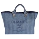 Tote Deauville grande de fibras mixtas azul marino a rayas de Chanel